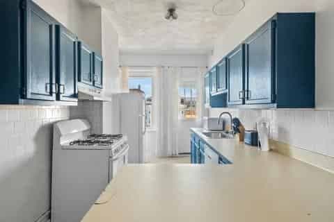 June Homes 02134, Boston image 581