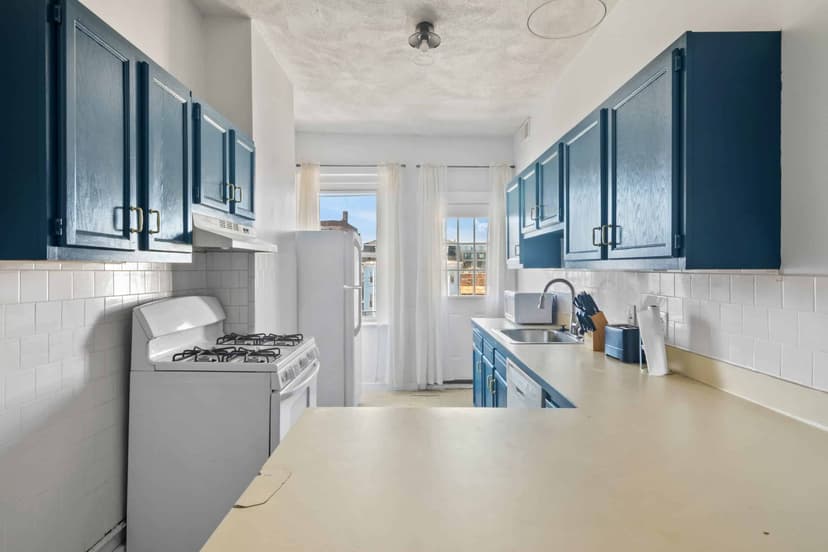 June Homes 02134, Boston image 597