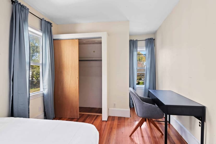 June Homes 02134, Boston image 18