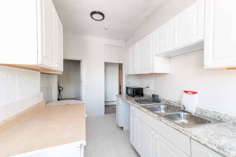 June Homes 02134, Boston image 76