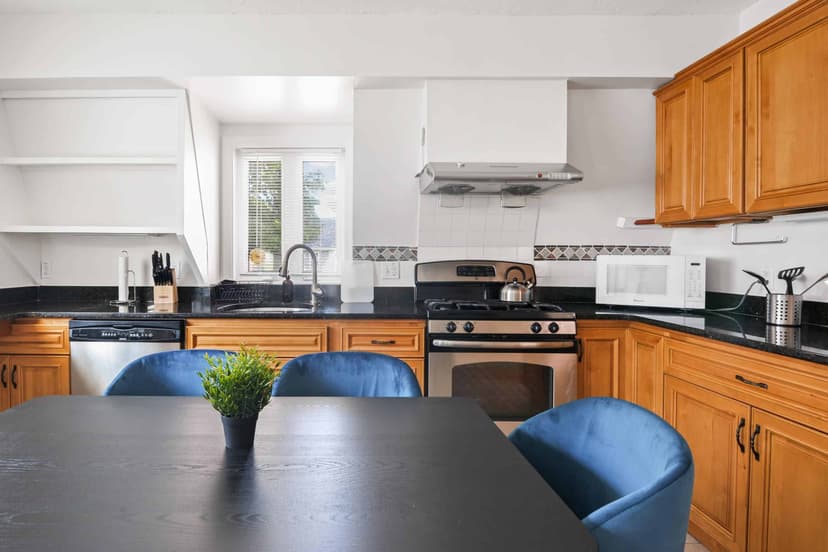 June Homes 02134, Boston image 29