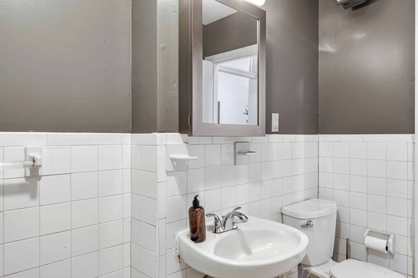 June Homes 02134, Boston image 114