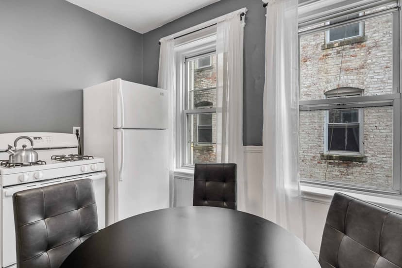 June Homes 02134, Boston image 108