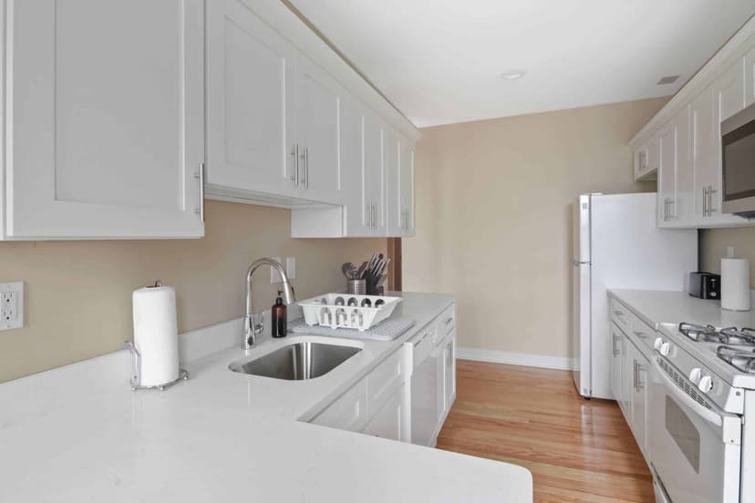 June Homes 02134, Boston image 418