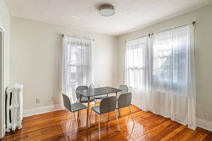 June Homes 02134, Boston image 528