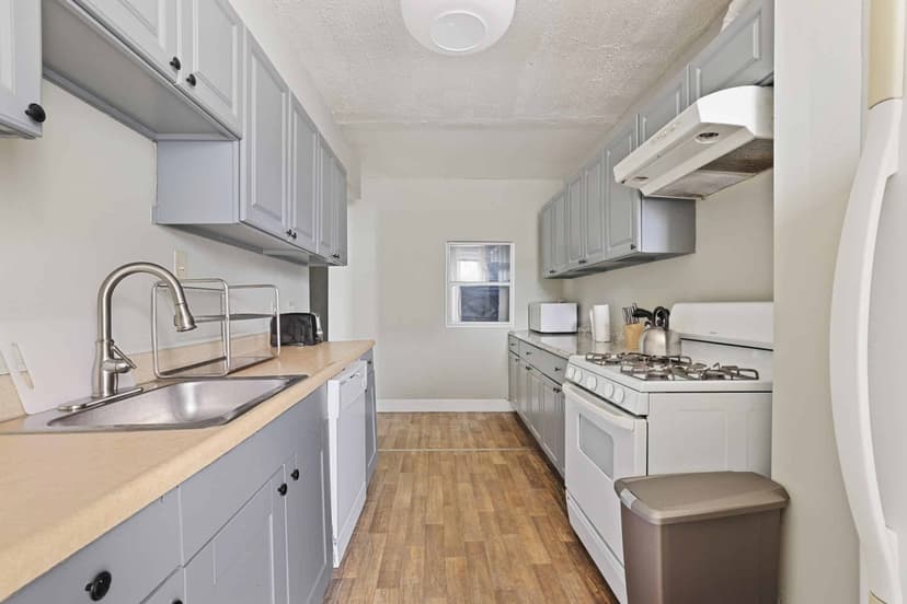 June Homes 02134, Boston image 576