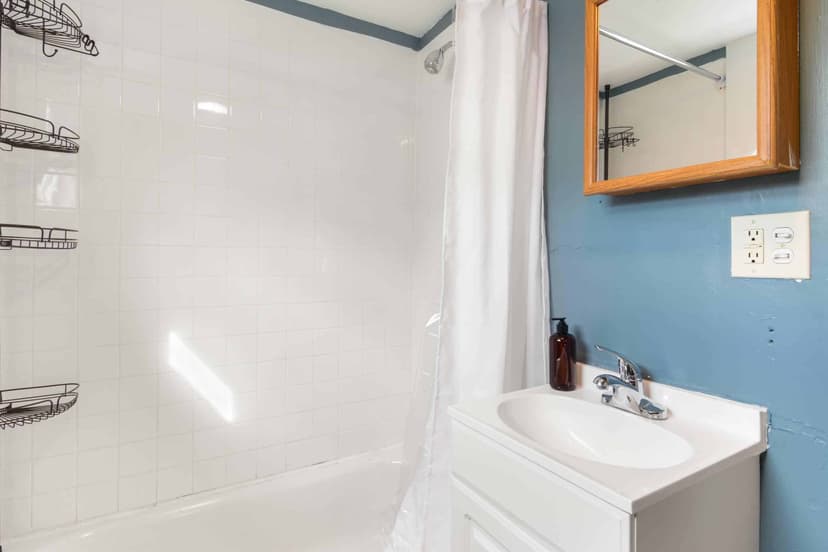 June Homes 02134, Boston image 56