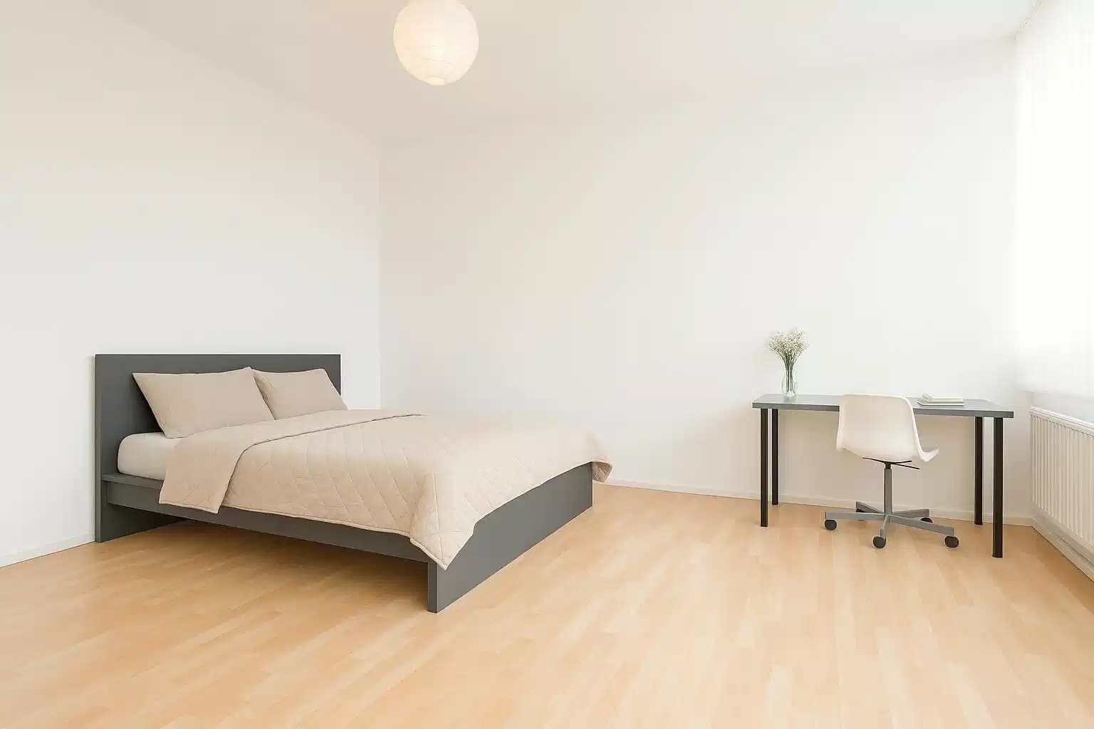 Room in a 2 Bed 1 Bath