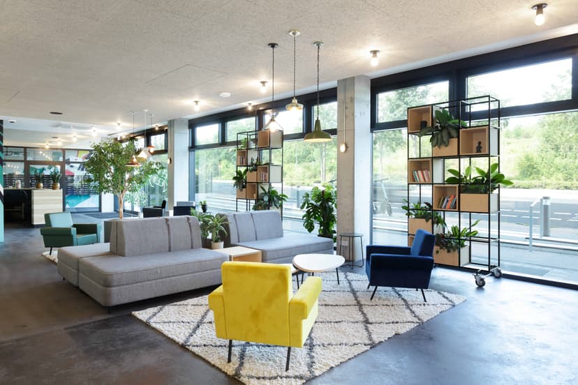 Neon Wood Frankfurt  Riedberg, Frankfurt image 9