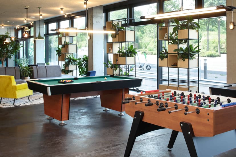 Neon Wood Frankfurt  Riedberg, Frankfurt image 12