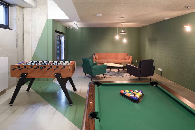 Neon Wood Frankfurt  Riedberg, Frankfurt image 18