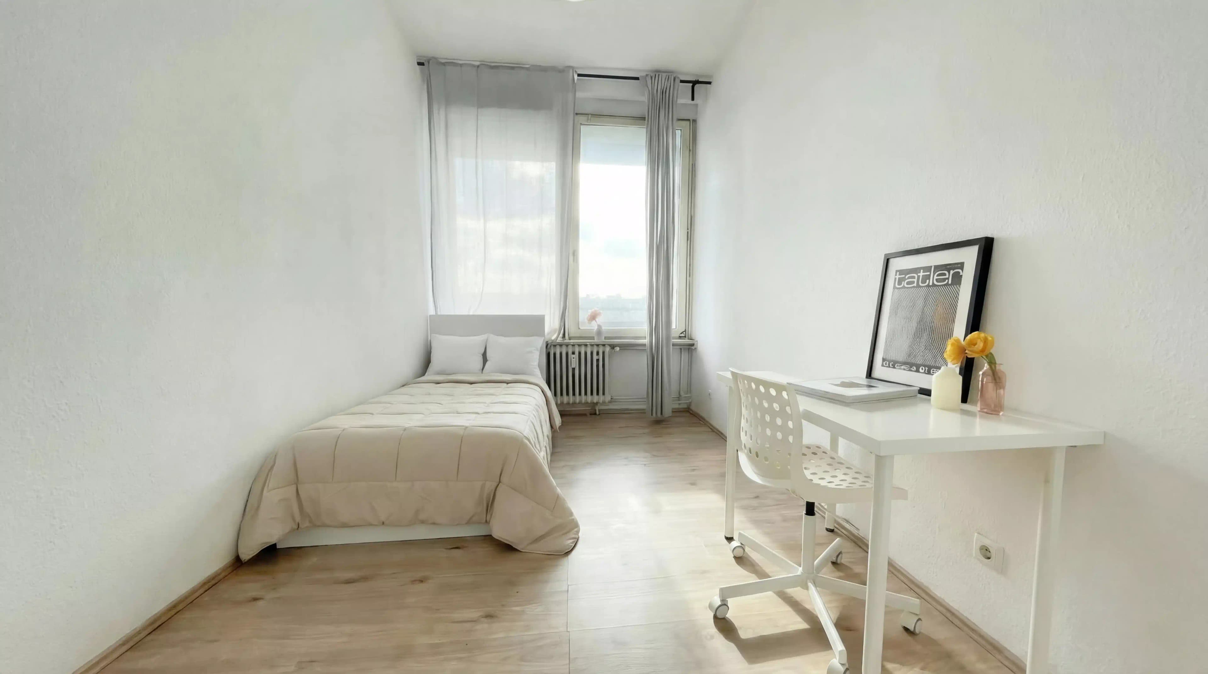 Room In 3 Bed 1 Bath (#42.3.106.)