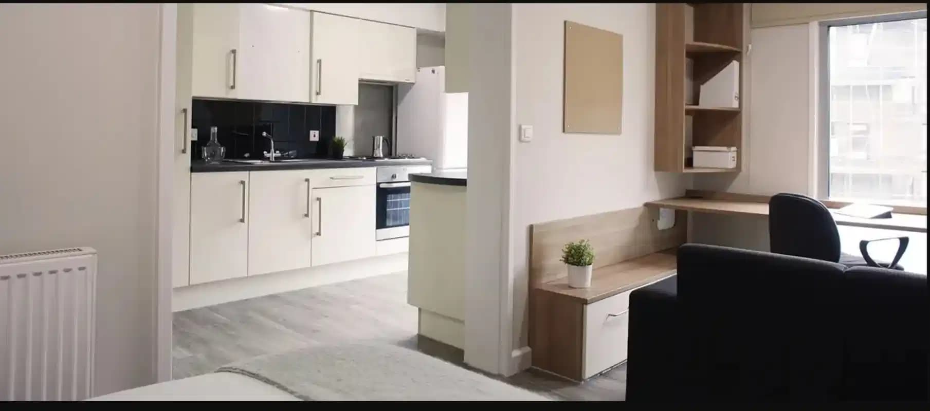 Gold Apartment