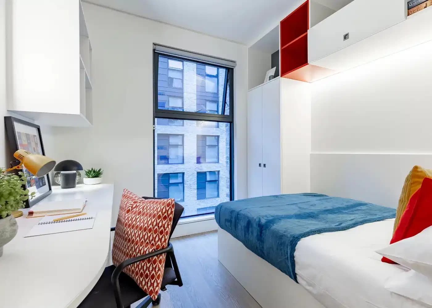 Premium Ensuite Mid Level