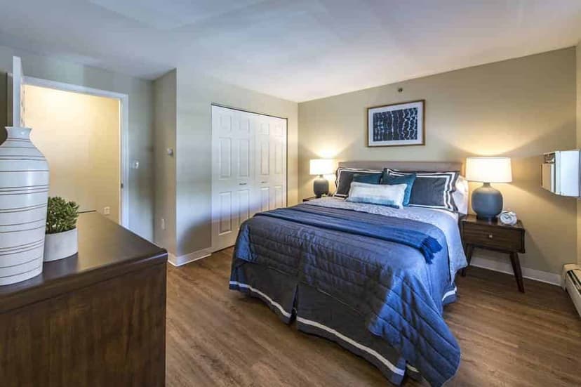 Mission Main, Boston image 9