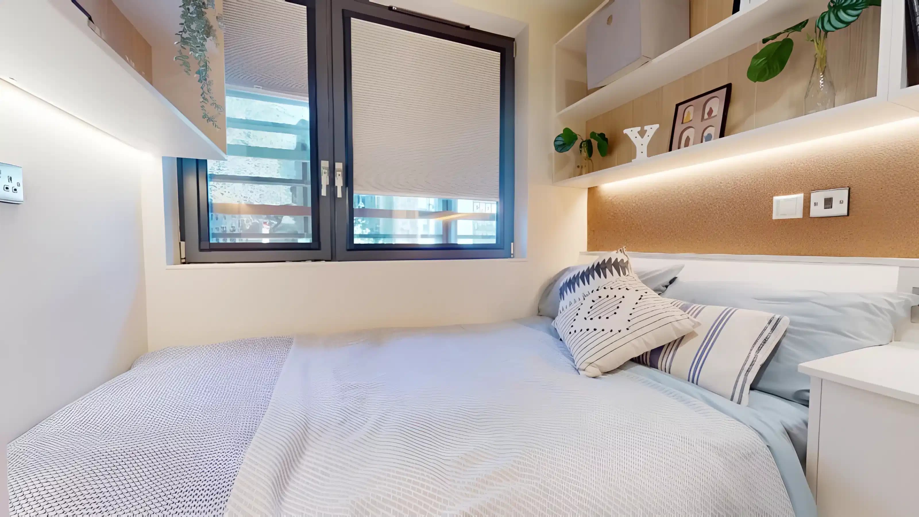 Bronze 3 Bed Apt Plus