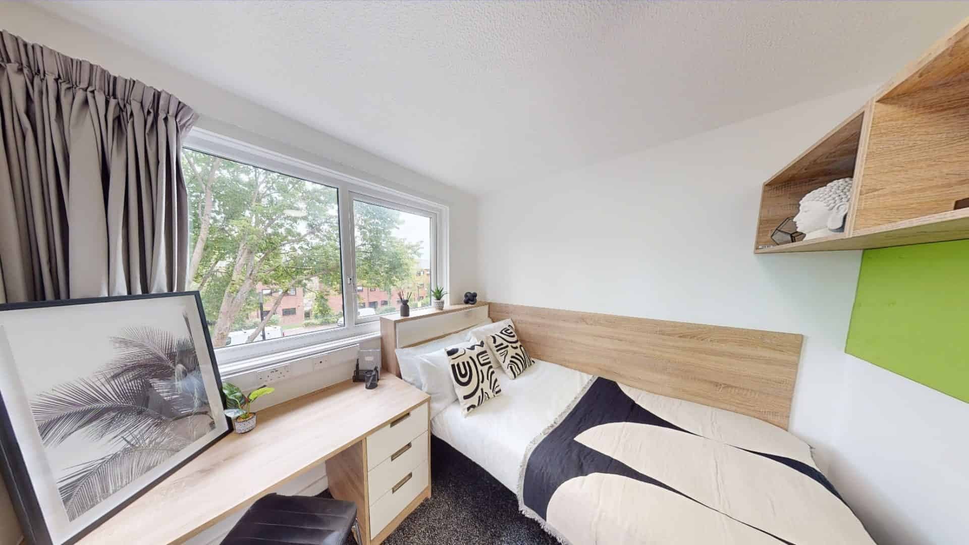 Gold Ensuite Compact