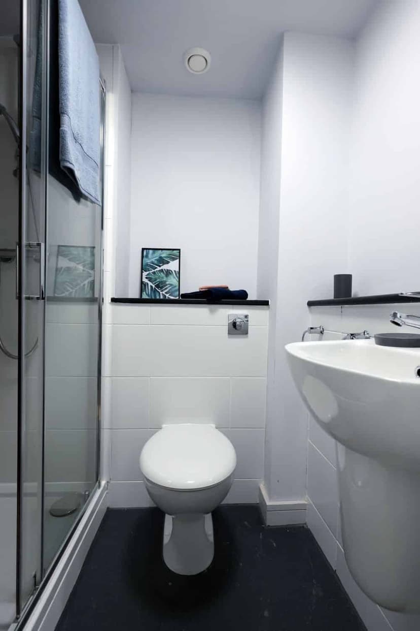 Vivo Queensland Place, Liverpool image 36