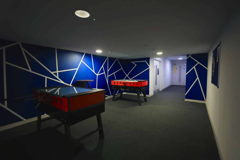 Vivo Queensland Place, Liverpool image 35