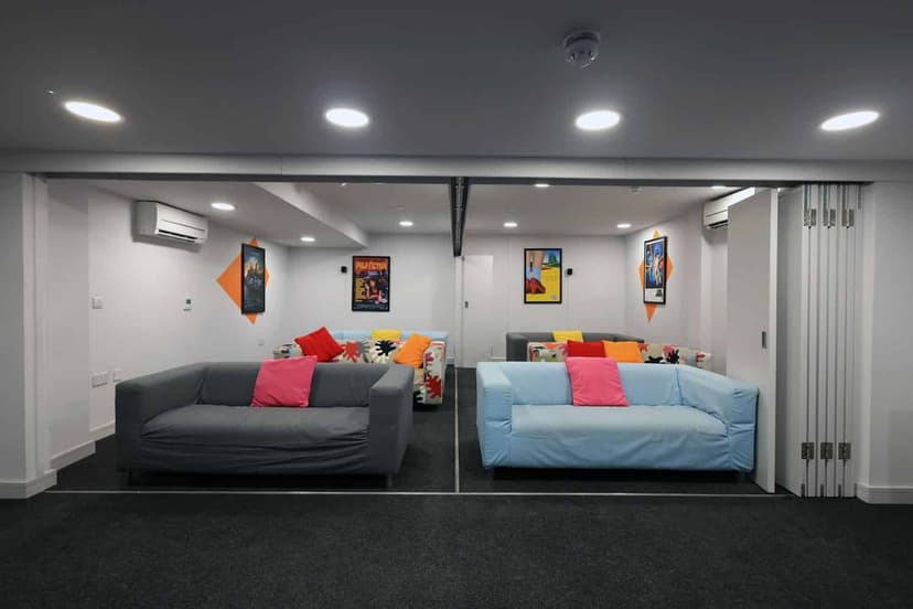 Vivo Queensland Place, Liverpool image 24