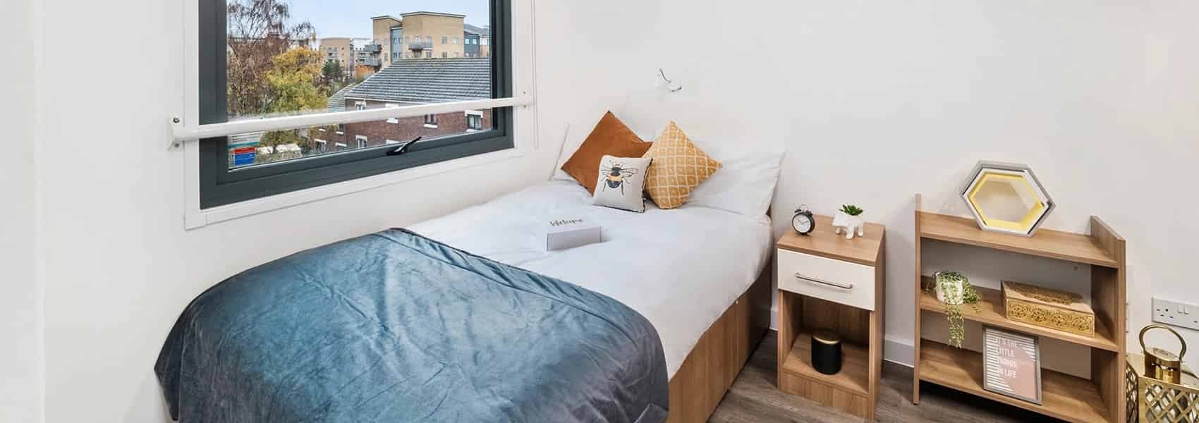 Gold Studio Mid Level Standard View