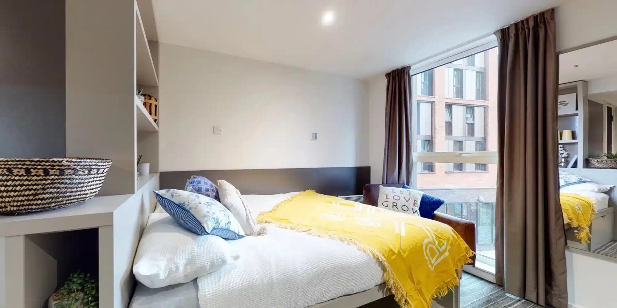 Studio Platinum Mid Level