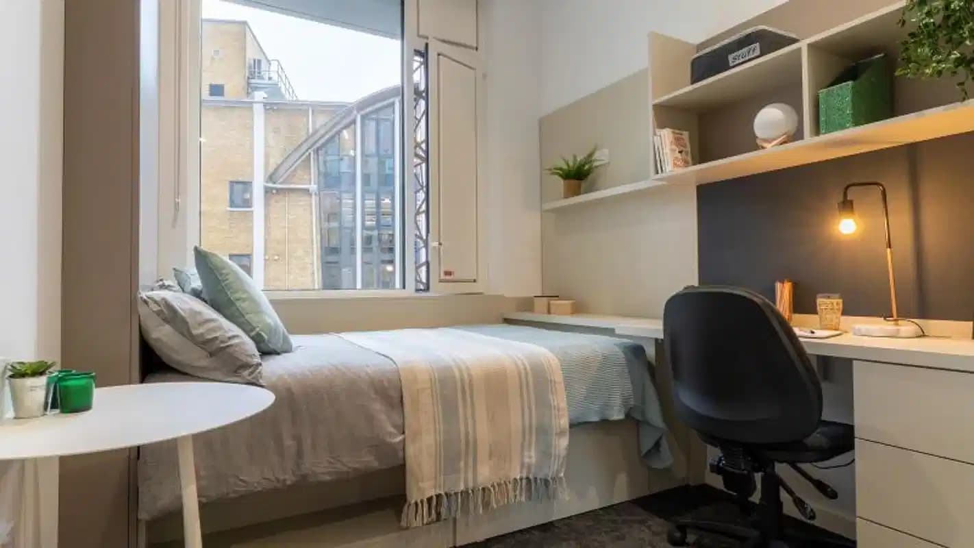 Platinum En Suite