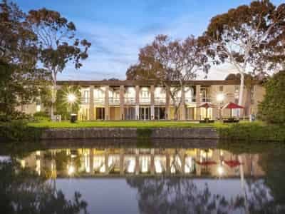 La Trobe University - Glenn College, Melbourne image 9