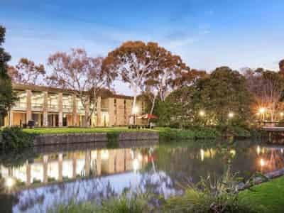 La Trobe University - Glenn College, Melbourne image 8