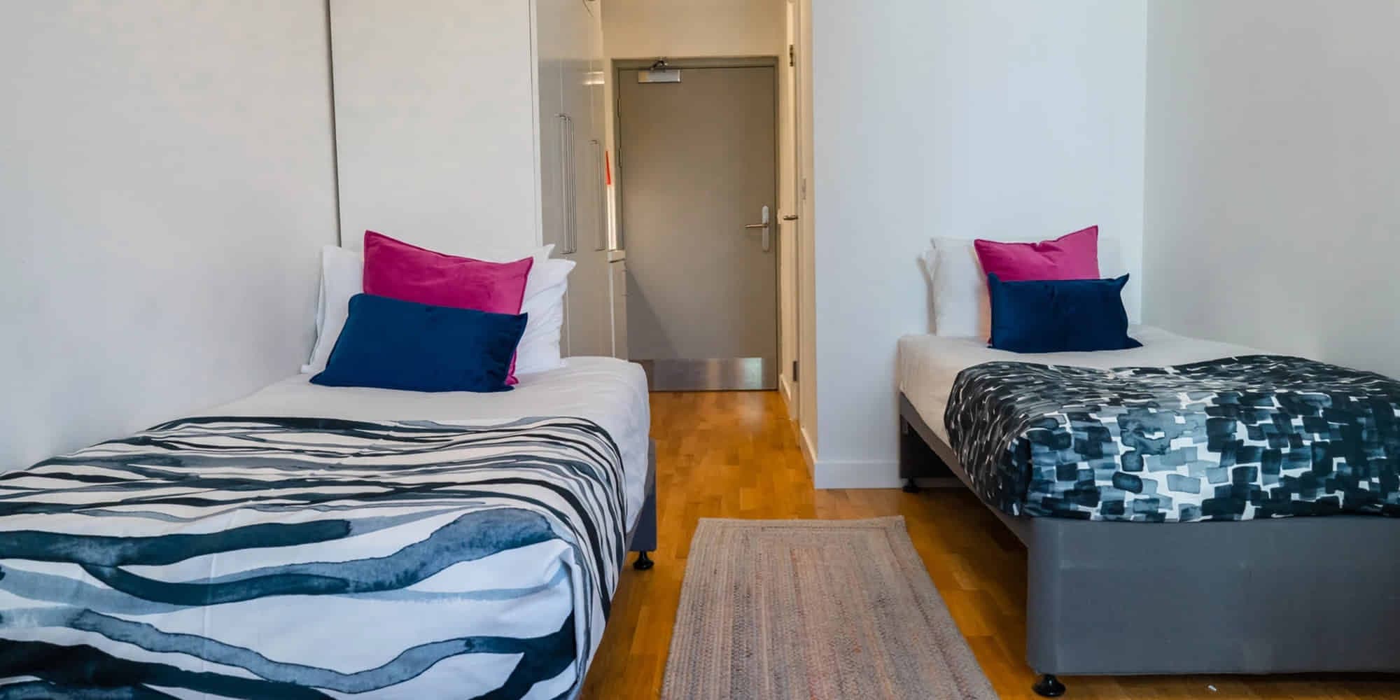 Bronze Twin Studio Shared Mid Level