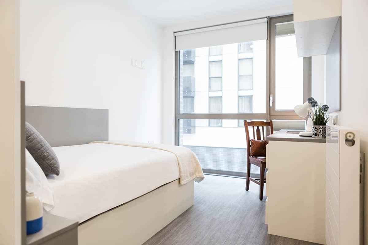 Bronze Ensuite Upper Level