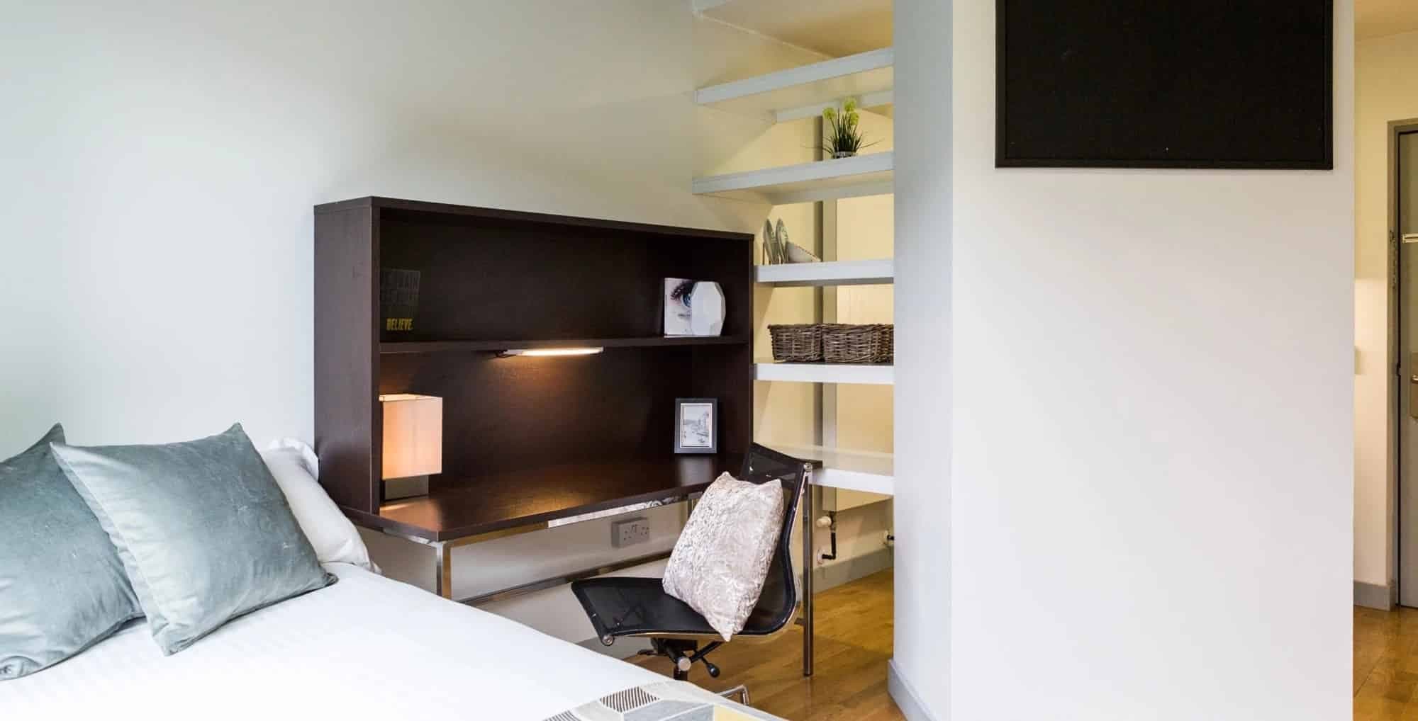 Platinum Studio Private Mid Level