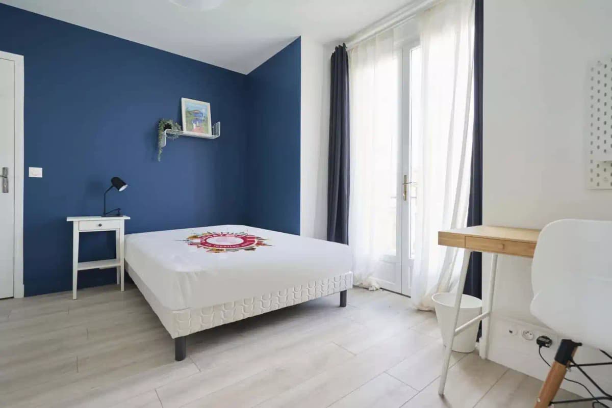 Rue d'Estienne d'Orves, Paris